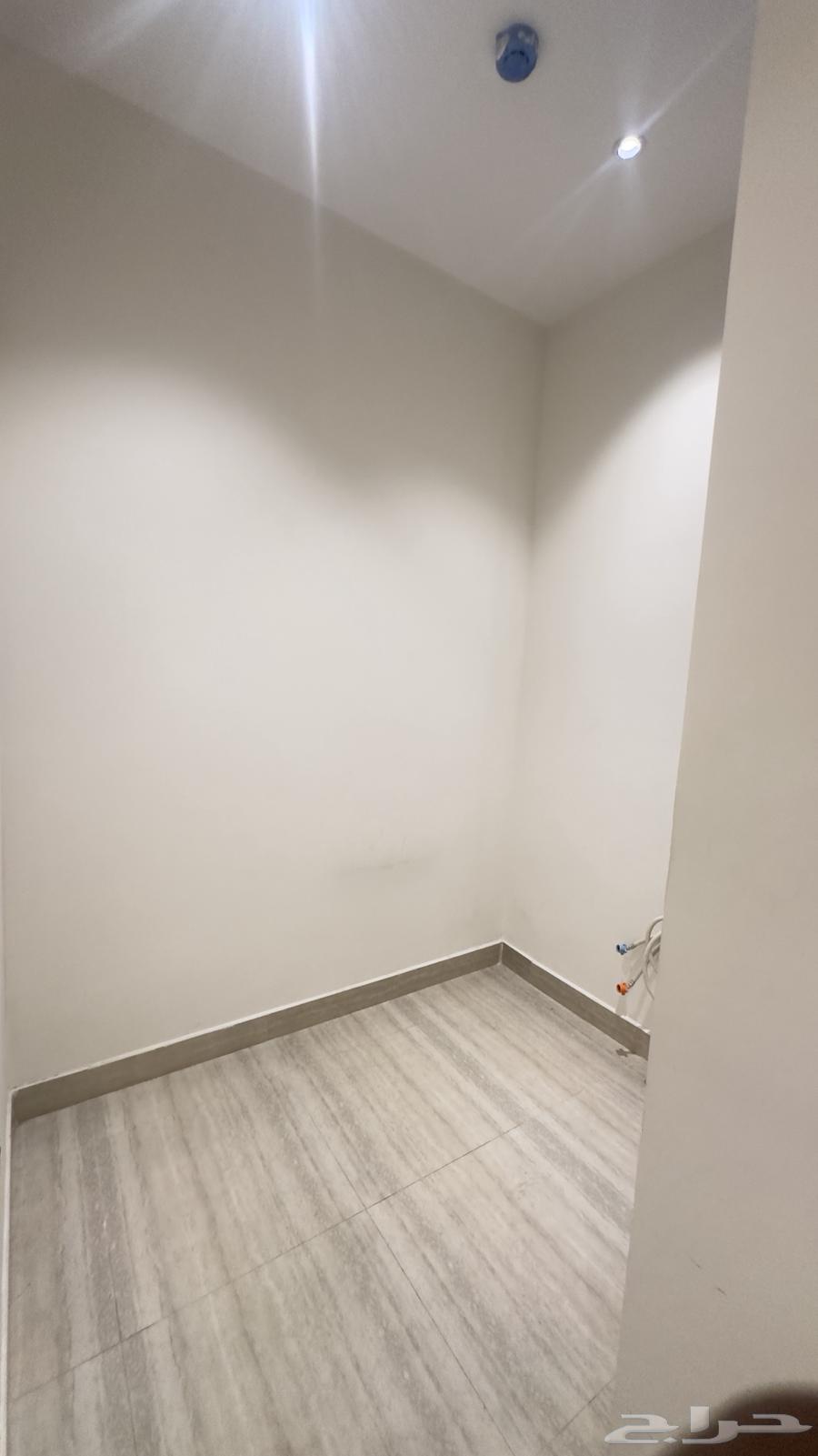 4 bedroom apartment in Al Qadisiyah 21