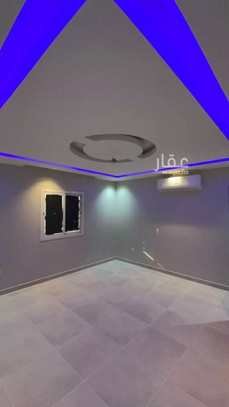 5 bedroom villa in Al Janadriyah 4