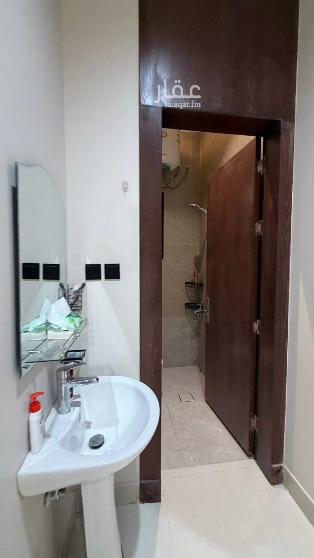 دور 3 غرف في المونسية 17