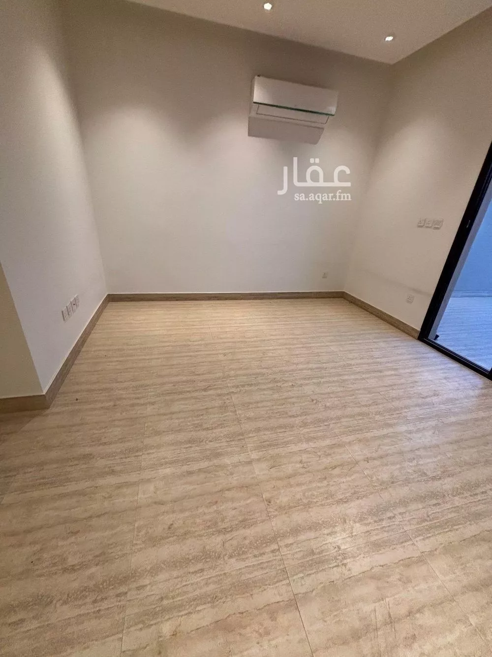 4 bedroom apartment in Al Malqa 7