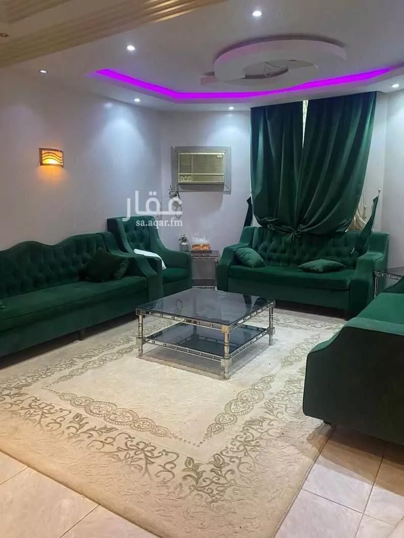 4 bedroom villa in Ishbiliyah 5