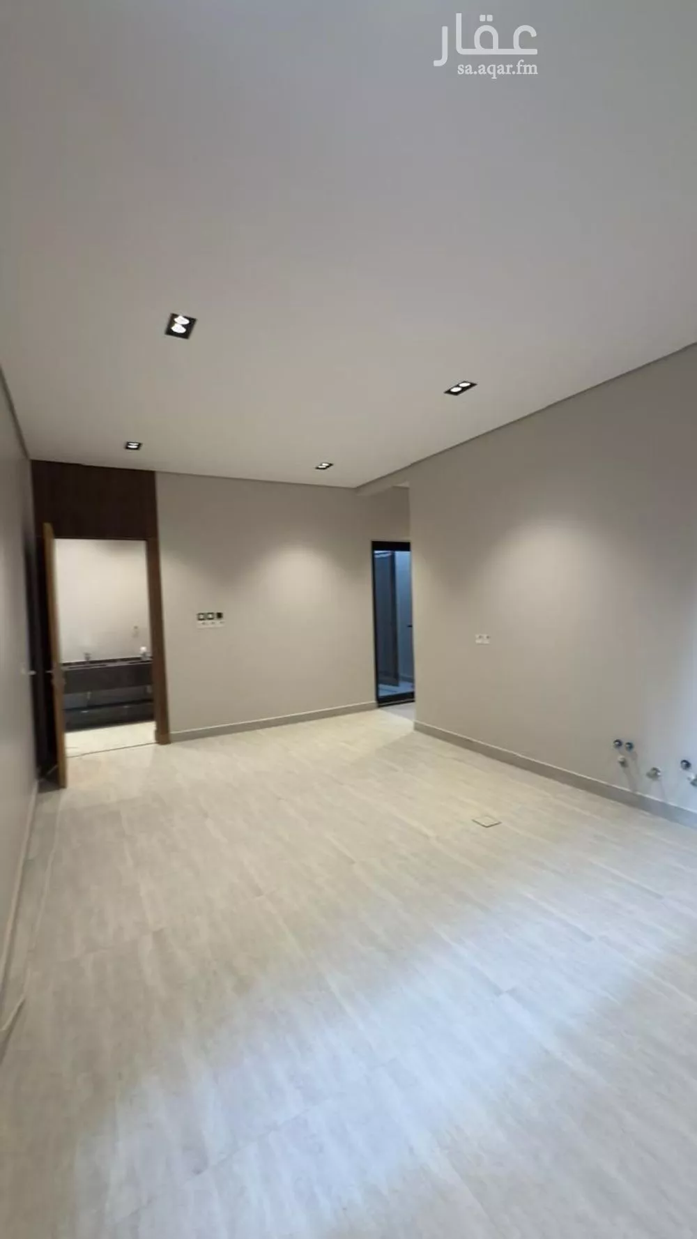 5 bedroom villa in Al Rimal 6