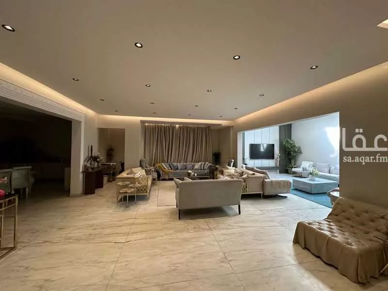 8 bedroom villa in Al Malqa 3