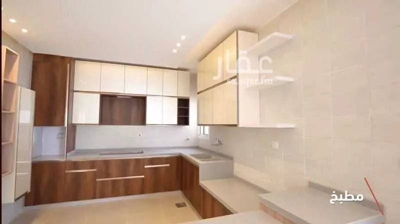 7 bedroom villa in Al Janadriyah 5
