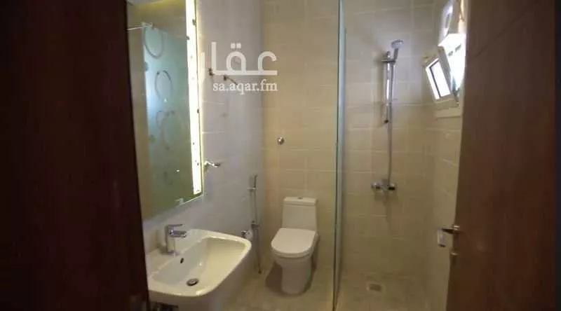 7 bedroom villa in Al Janadriyah 10