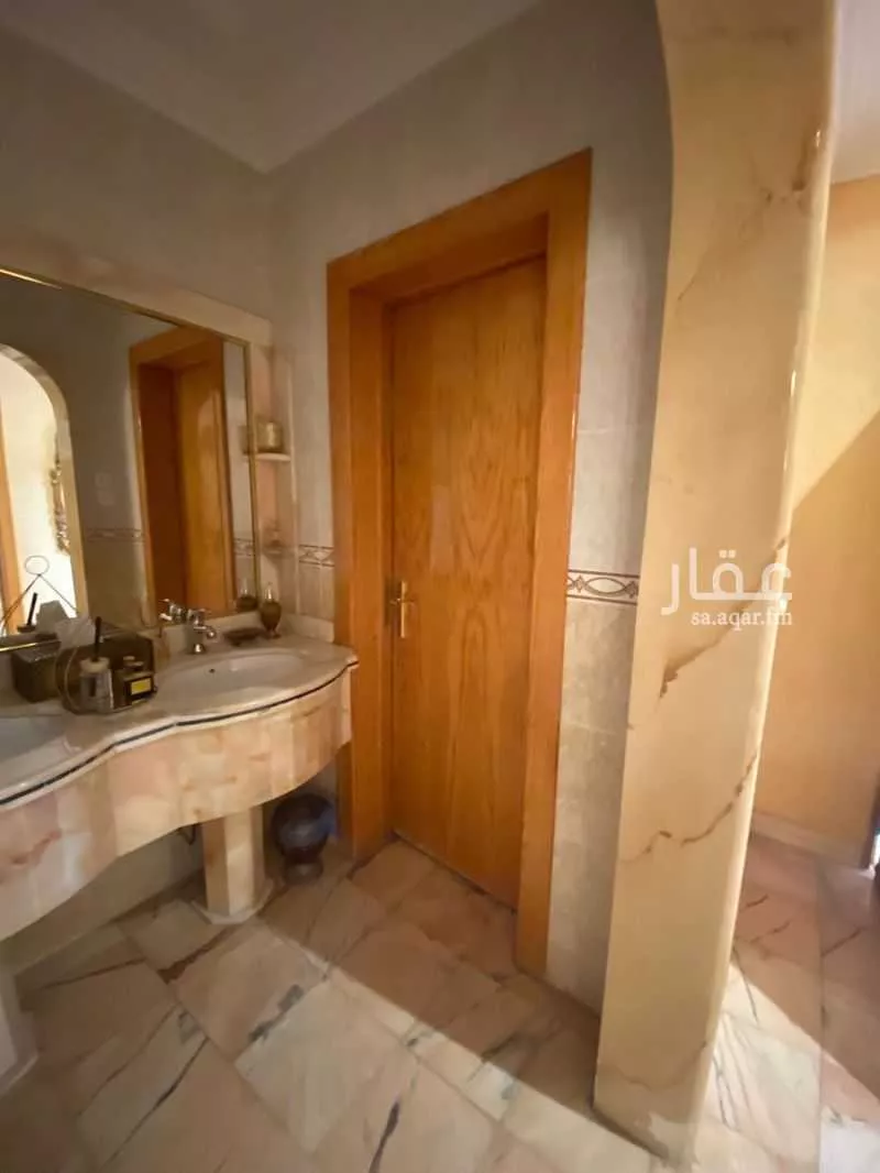 9 bedroom villa in Shubra 11