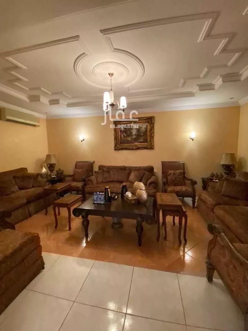 9 bedroom villa in Shubra 9