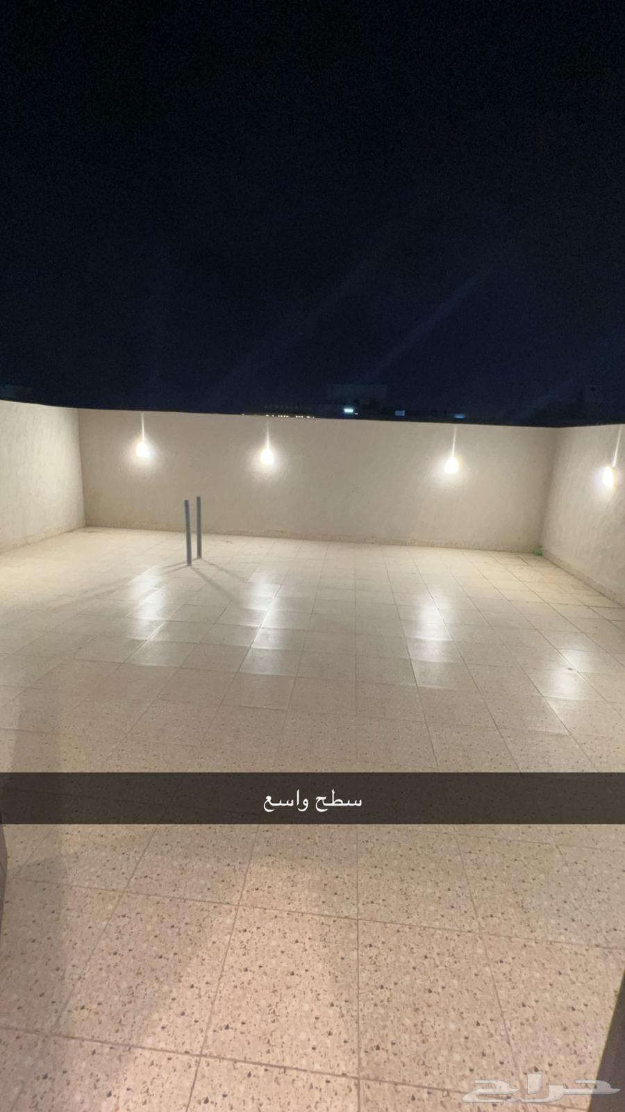 فيلا 5 غرف في العوالي 12