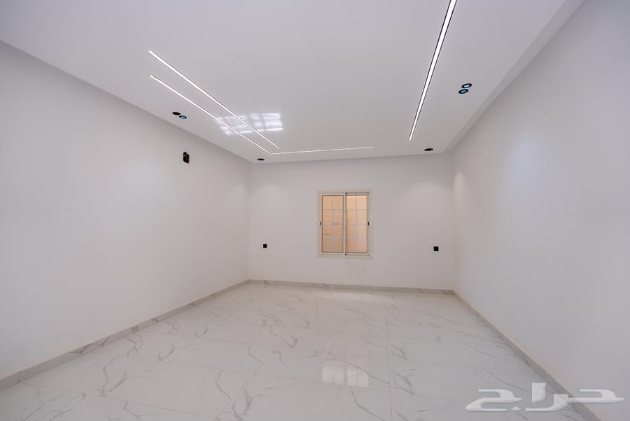 فيلا 6 غرف في ظهرة لبن 8