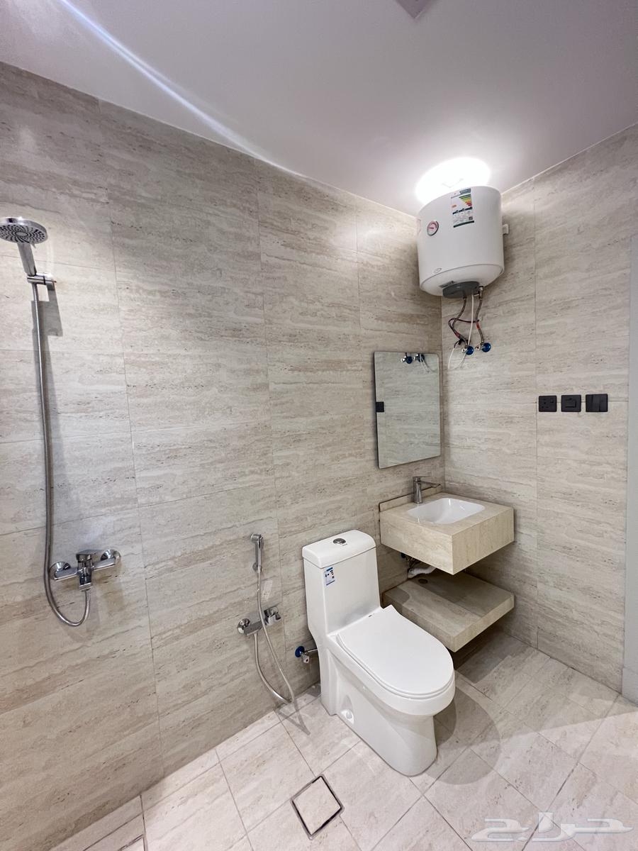 17 bedroom villa in Dhahrat Al Badiah 9