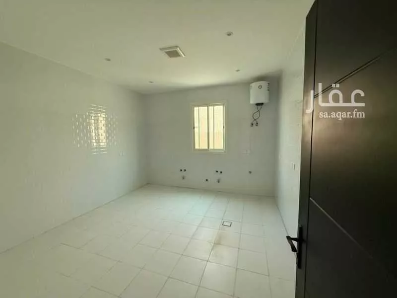 فيلا 5 غرف في الشرق 13