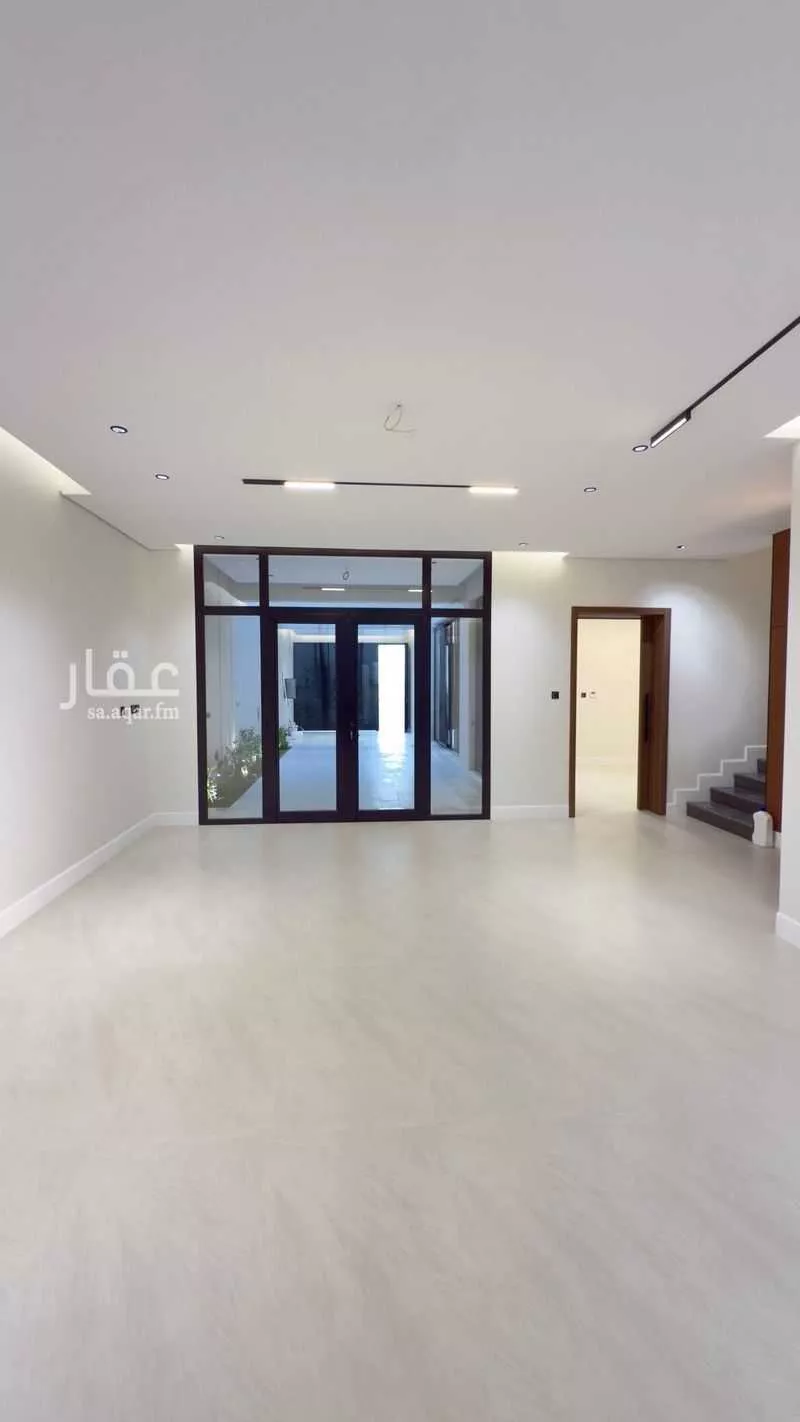 فيلا 6 غرف في المهدية 3