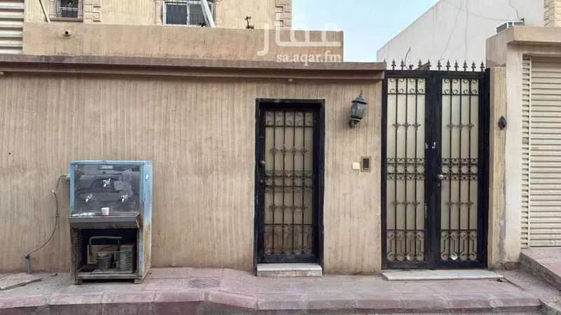 7 bedroom villa in Al Zahrah 3