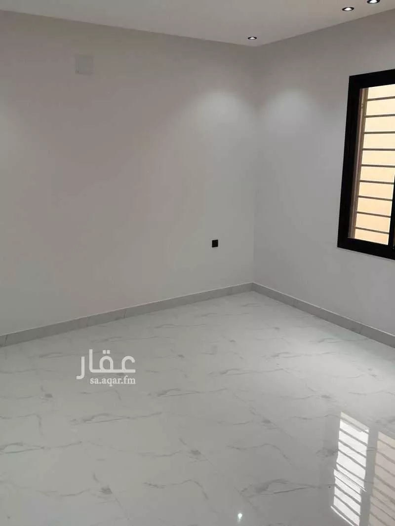 دور 4 غرف في طيبة 8