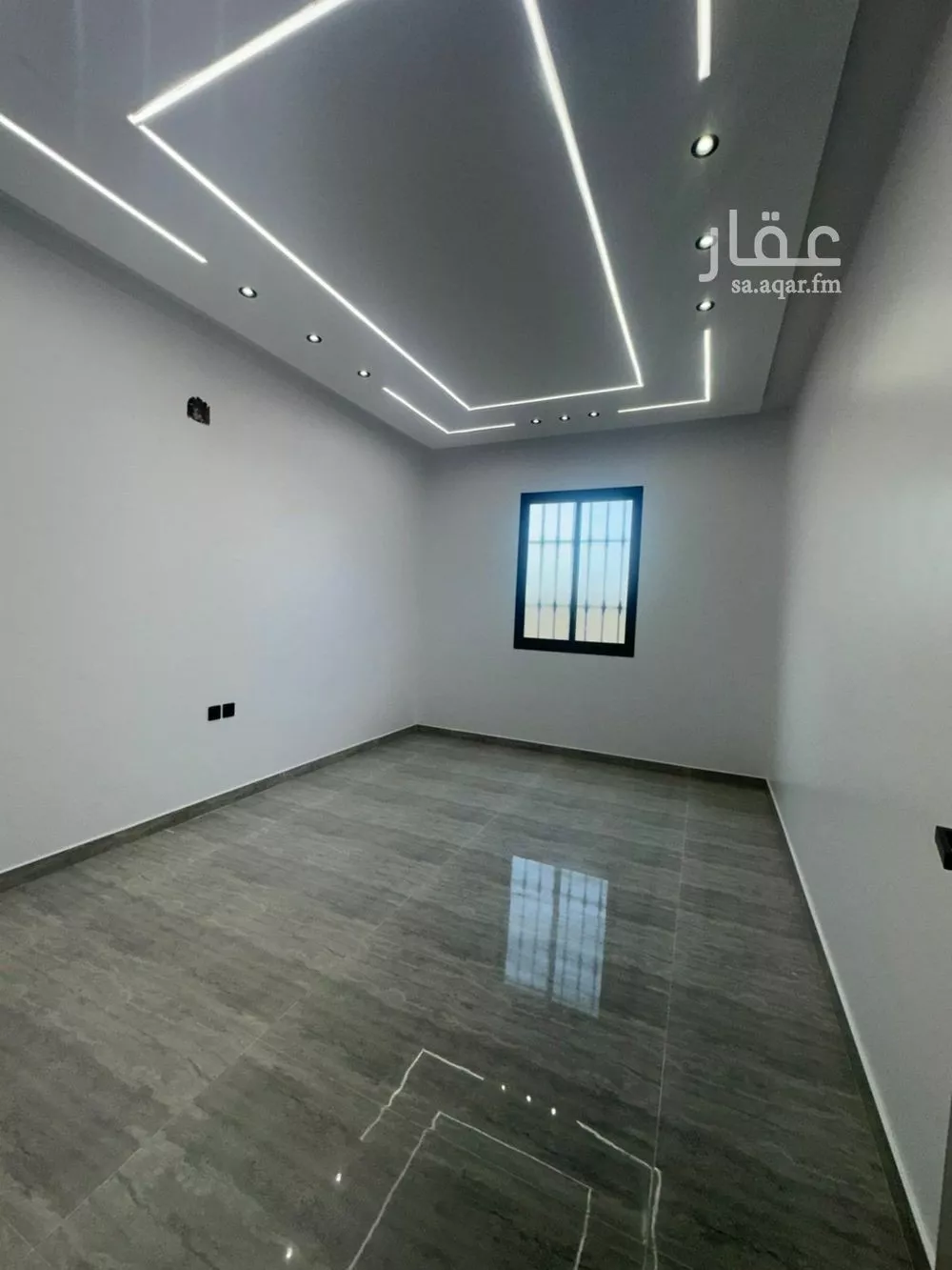 شقة 4 غرف في ظهرة نمار 8