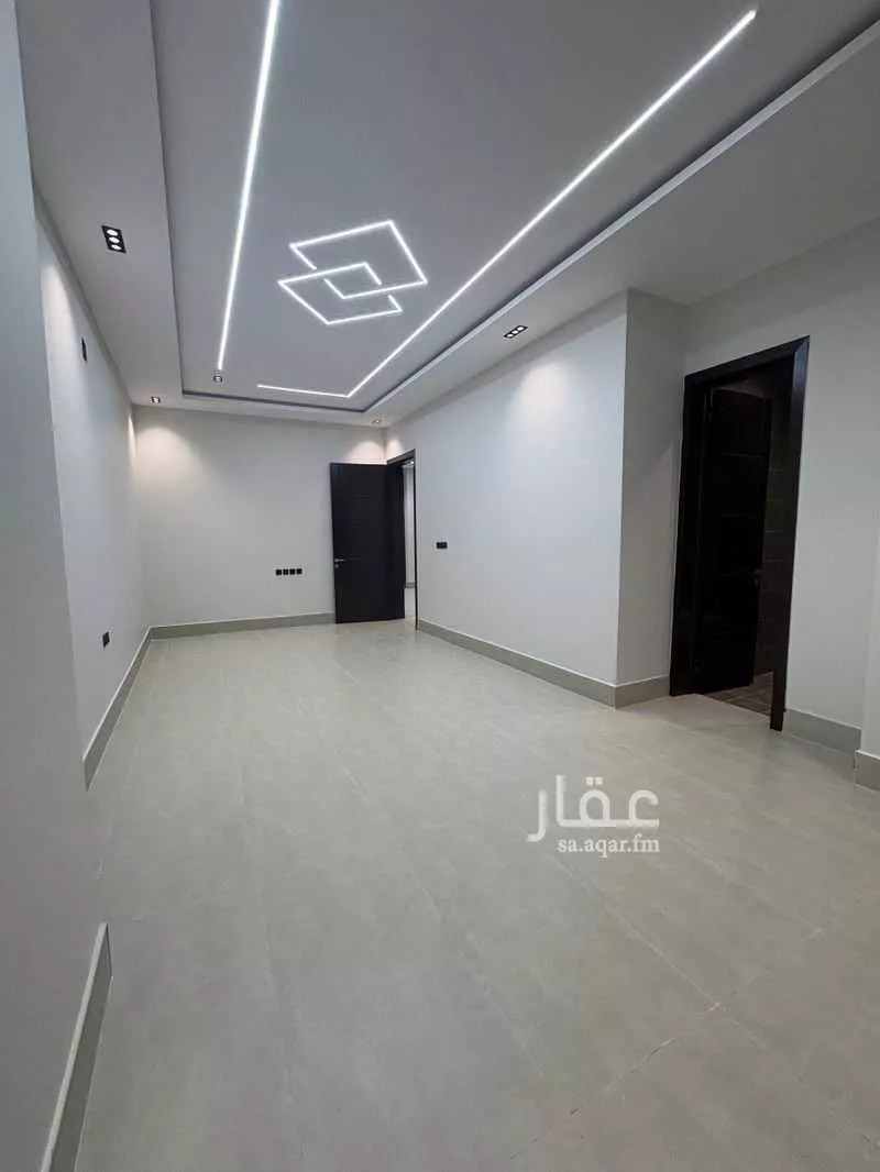 8 bedroom villa in Al Uraija Al Gharbiyah 11