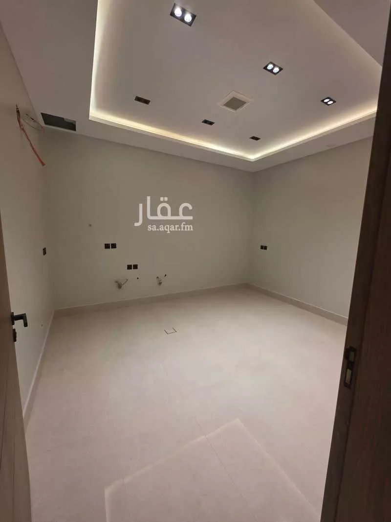 5 bedroom villa in Dirab 6