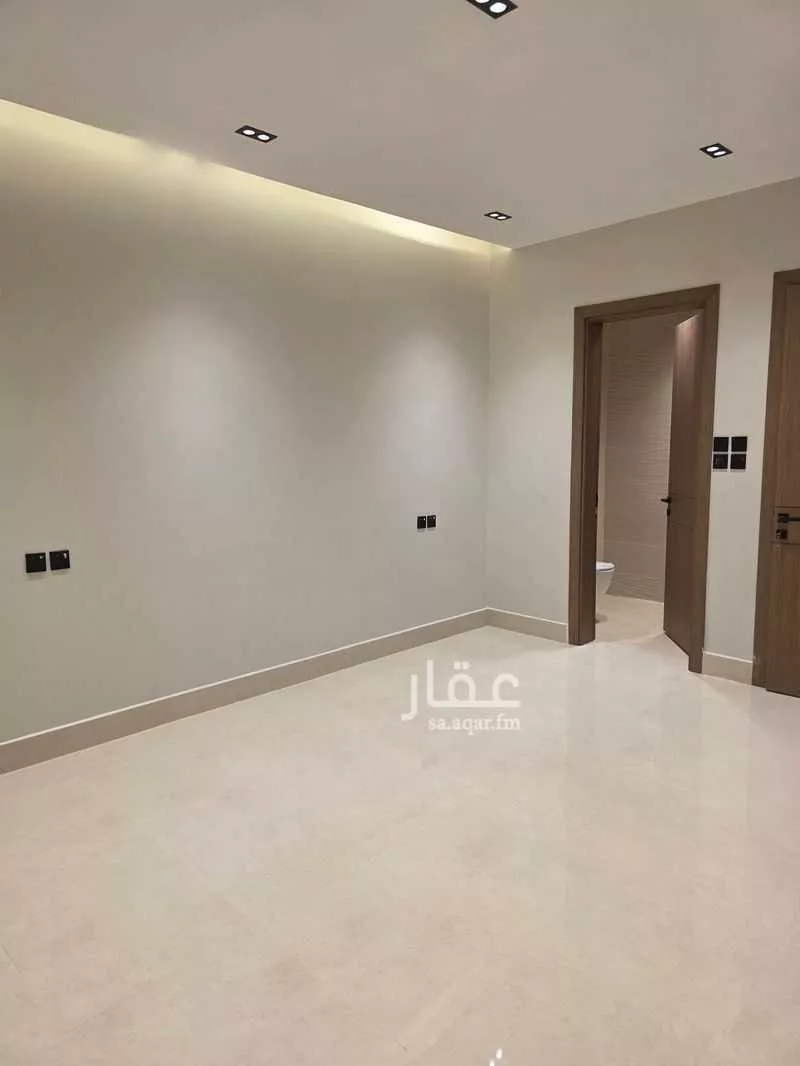 5 bedroom villa in Dirab 9