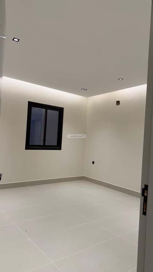 3 bedroom floor in Al Janadriyah 3