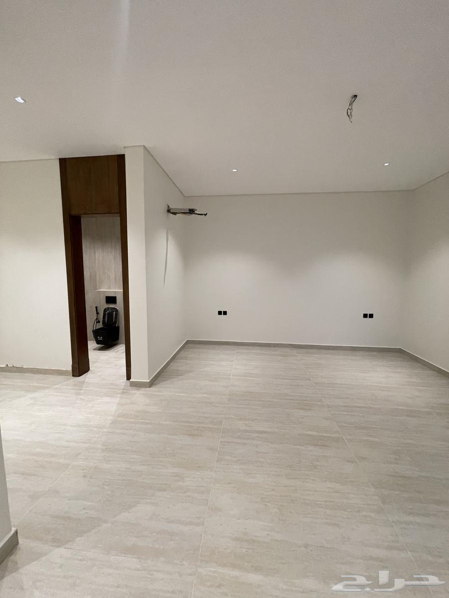 6 bedroom villa in Al Wafa 12