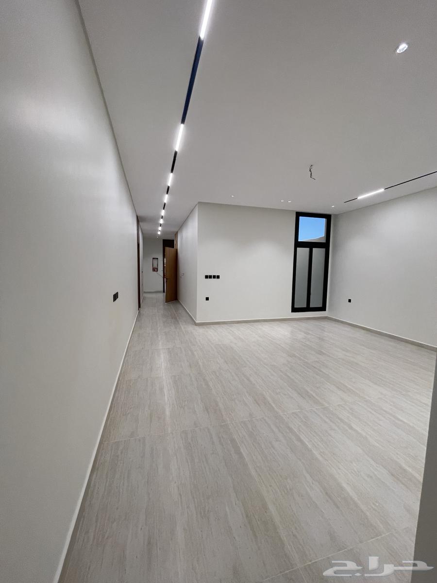 6 bedroom villa in Al Wafa 9