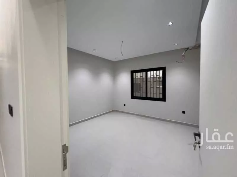 عمارة 2173 م² في مشرفة 13
