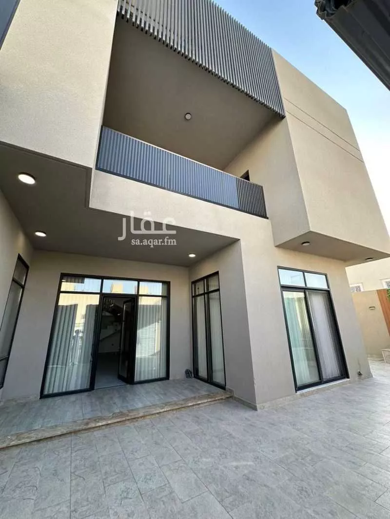4 bedroom villa in Al Mahdiyyah 6