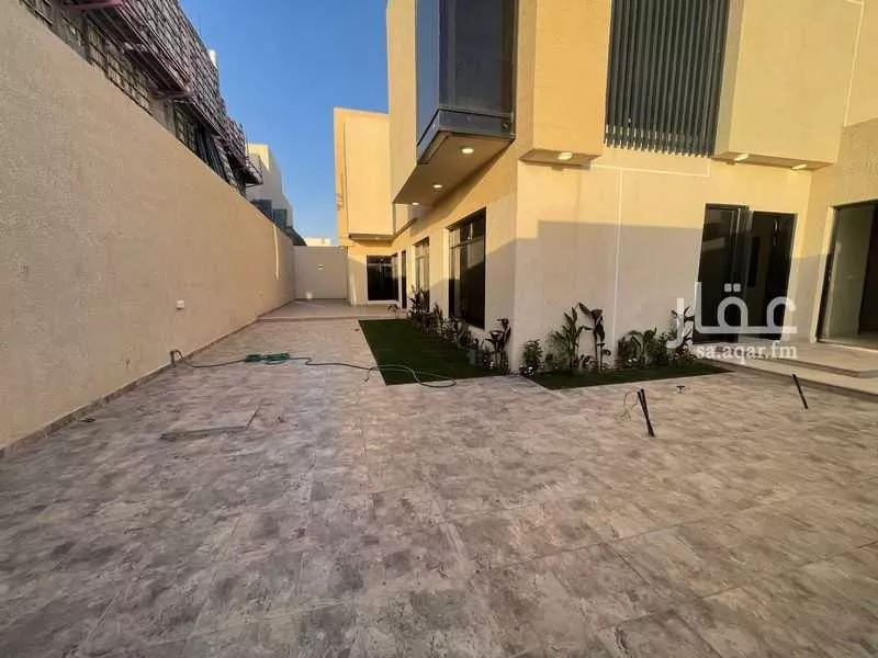 فيلا 5 غرف في الجنادرية 5