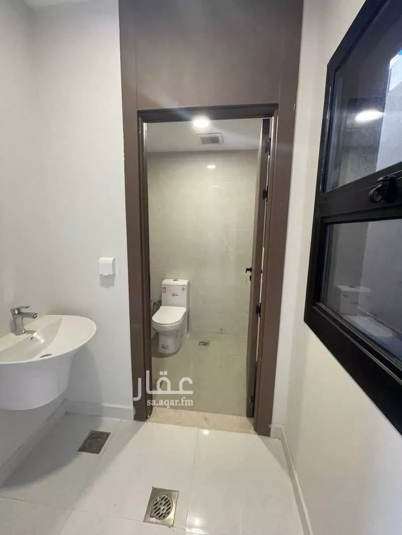 فيلا 5 غرف في الجنادرية 7