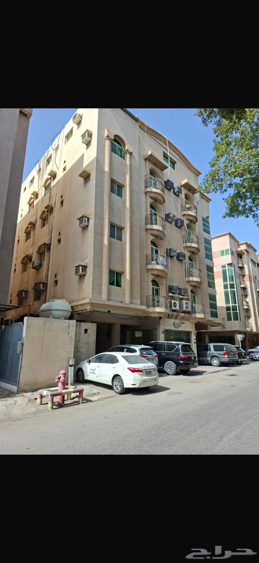 3 bedroom apartment in Al Bandariyah 2