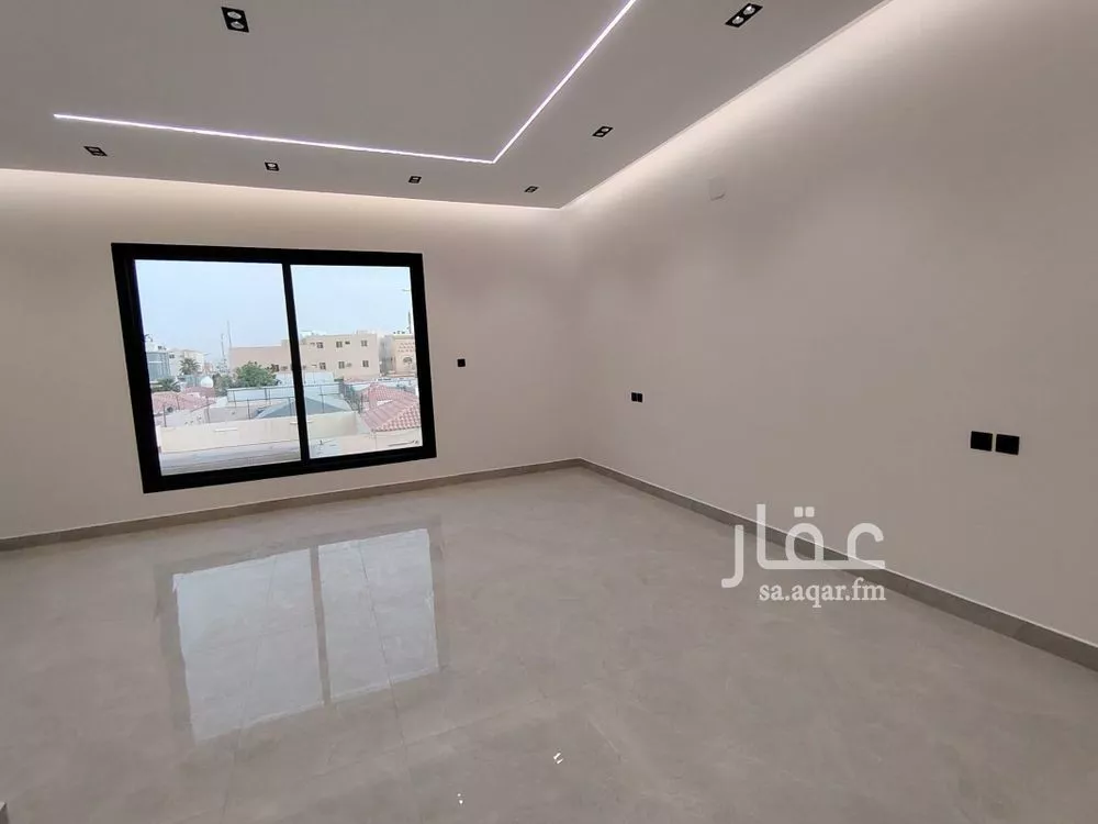 فيلا 5 غرف في القادسية 13