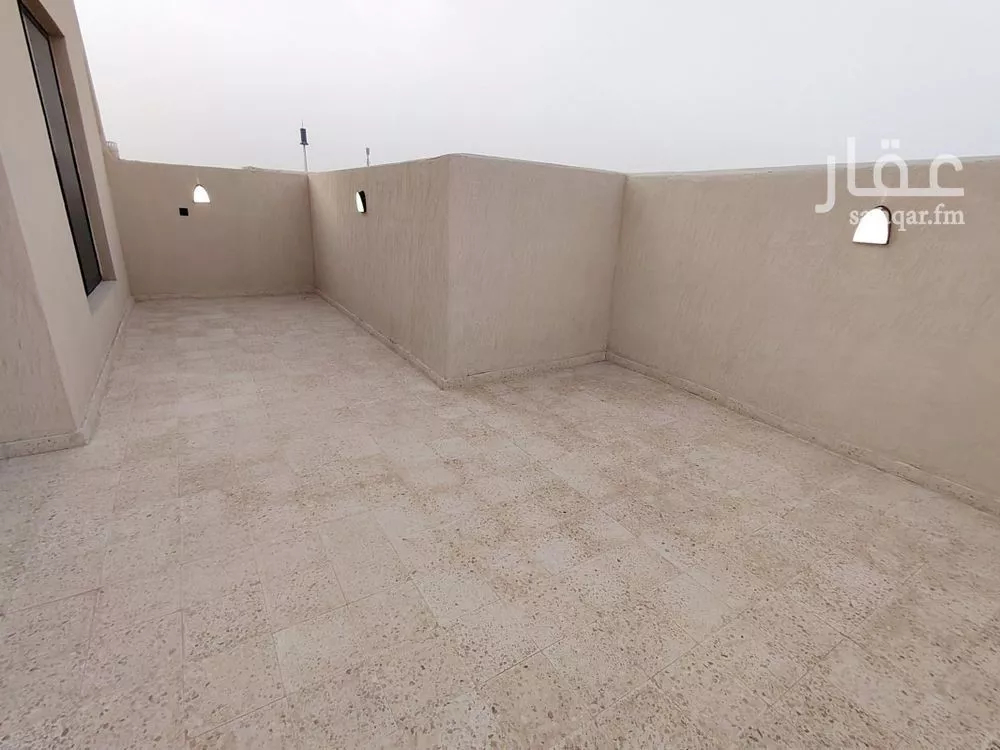 فيلا 5 غرف في القادسية 7