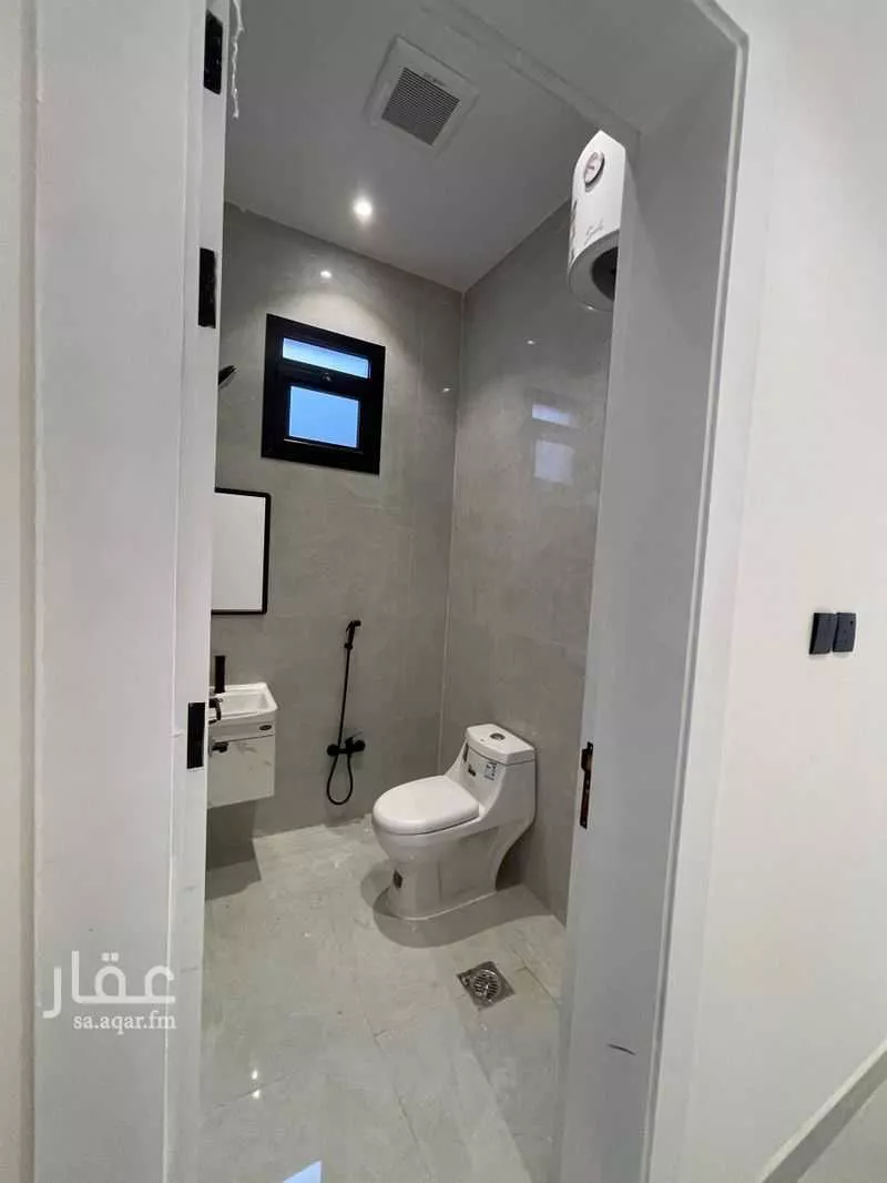 5 bedroom villa in An Nadhim 7