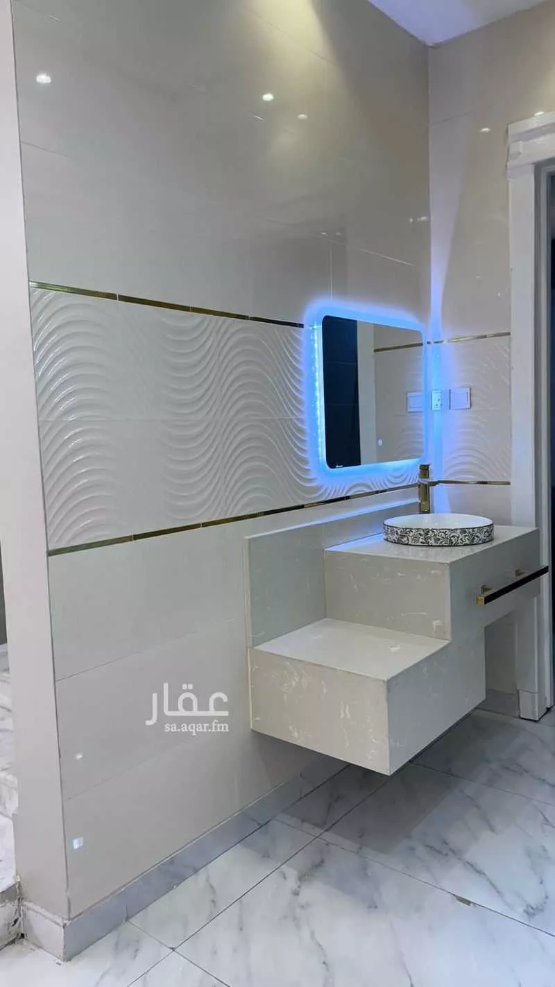 فيلا 5 غرف في طويق 4