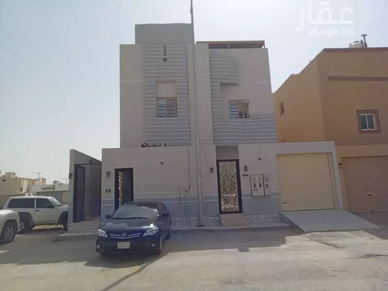 فيلا 13 غرف في العارض 4