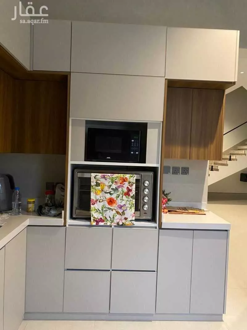6 bedroom apartment in Al Safa 14