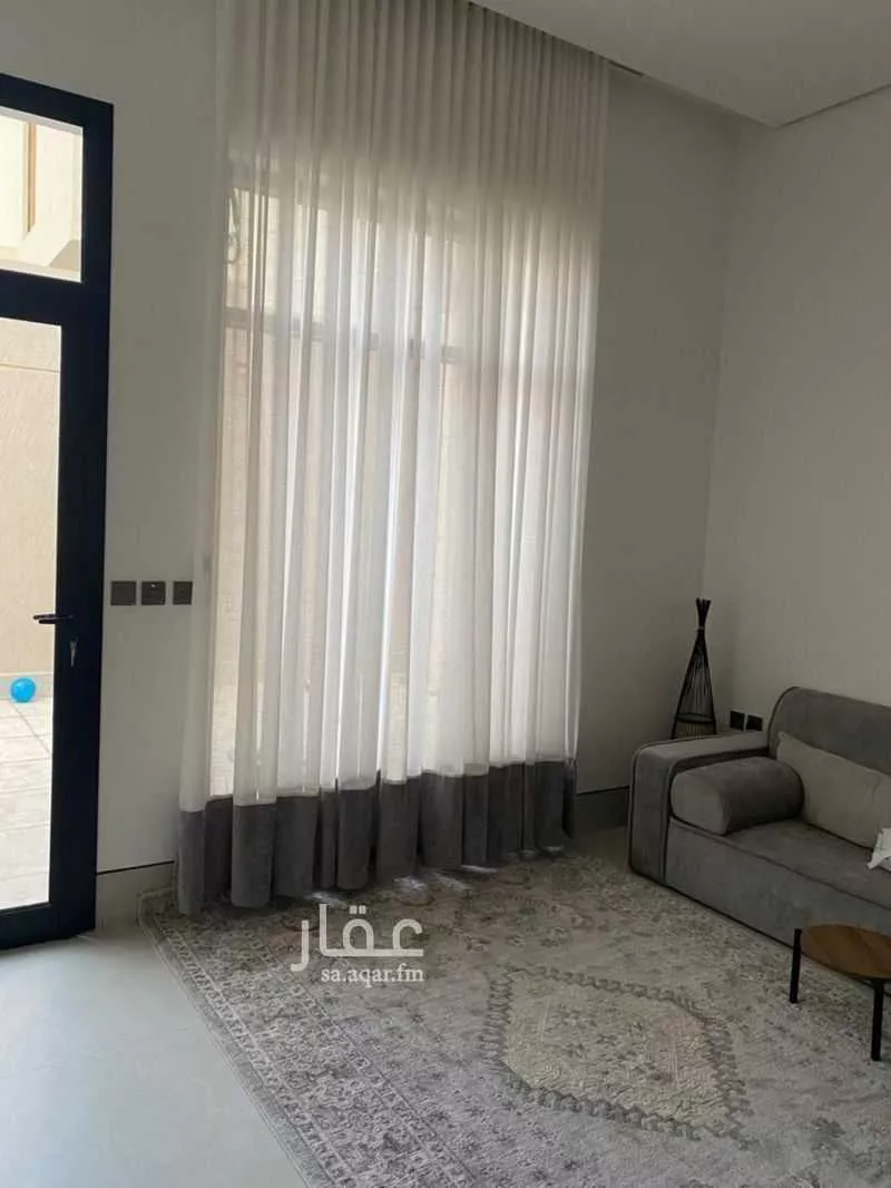 6 bedroom apartment in Al Safa 3