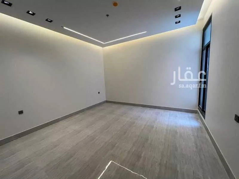 4 bedroom apartment in Ishbiliyah 9