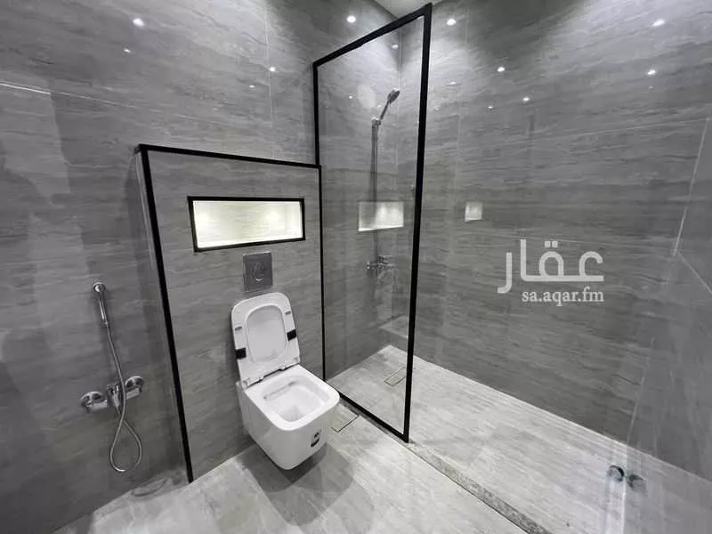 4 bedroom apartment in Ishbiliyah 10