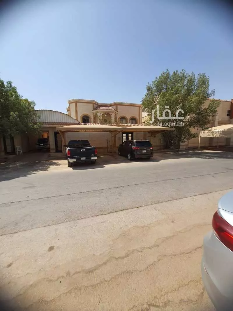 6 bedroom villa in Ishbiliyah 3