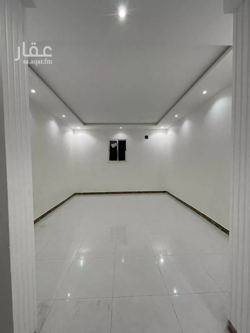 فيلا 11 غرف في الرمال 7