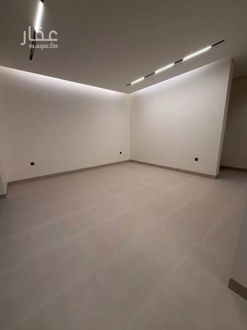 5 bedroom villa in Al Narjis 4