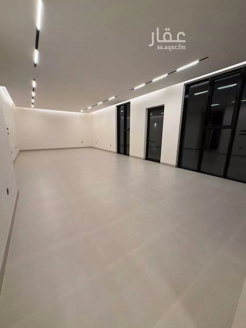 5 bedroom villa in Al Narjis 5