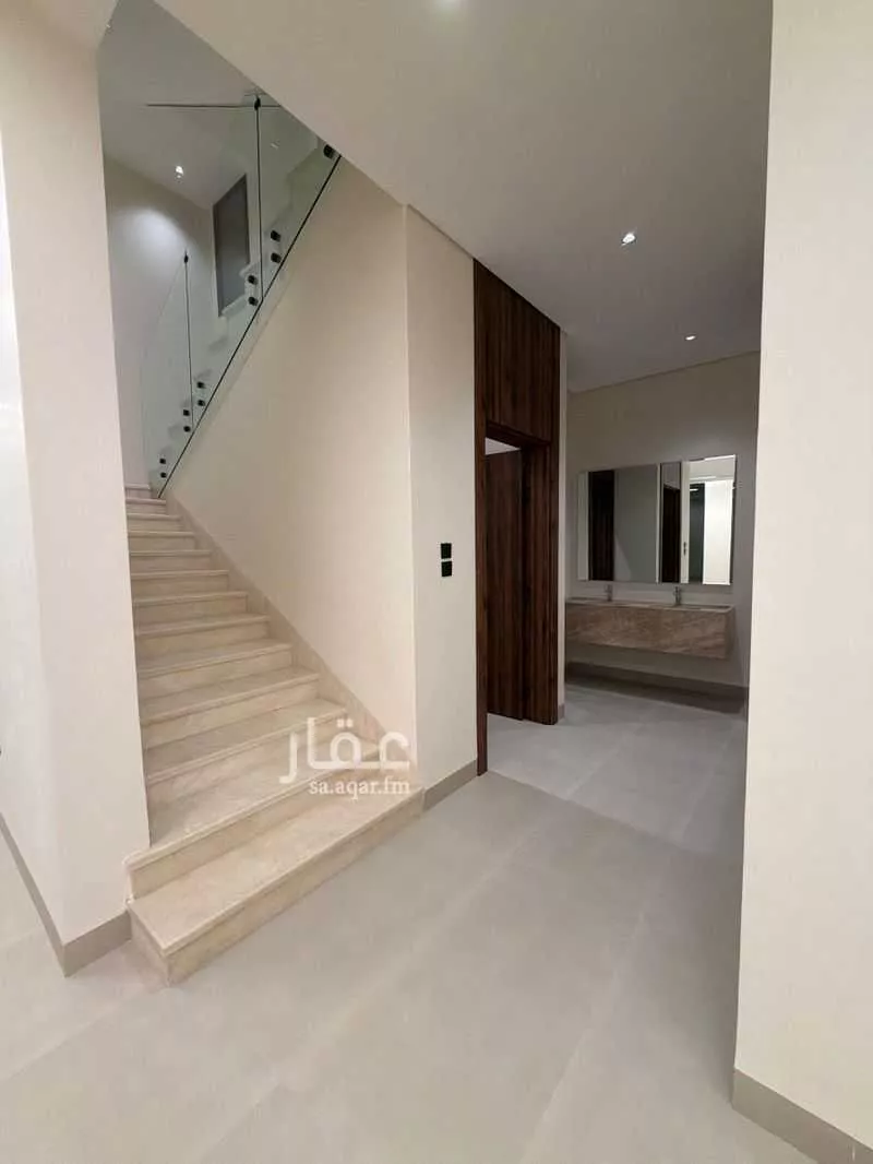 5 bedroom villa in Al Narjis 6