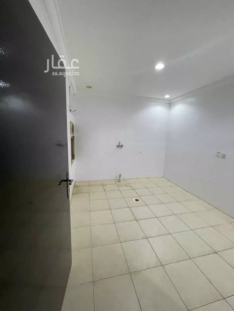 شقة 4 غرف في بدر 8