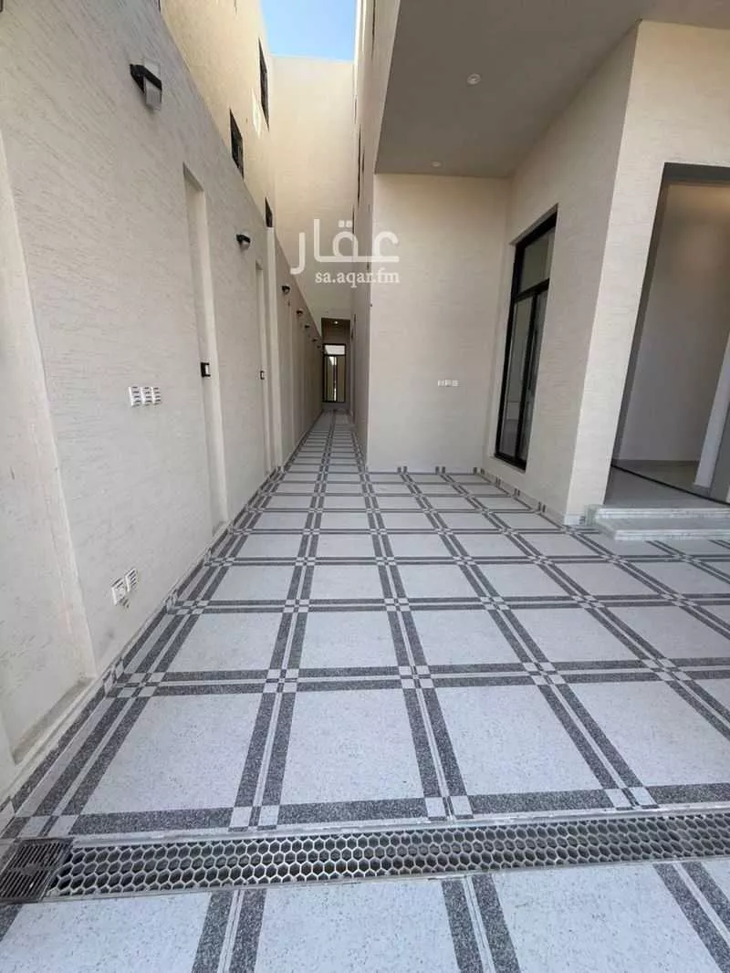 6 bedroom apartment in Al Rimal 2