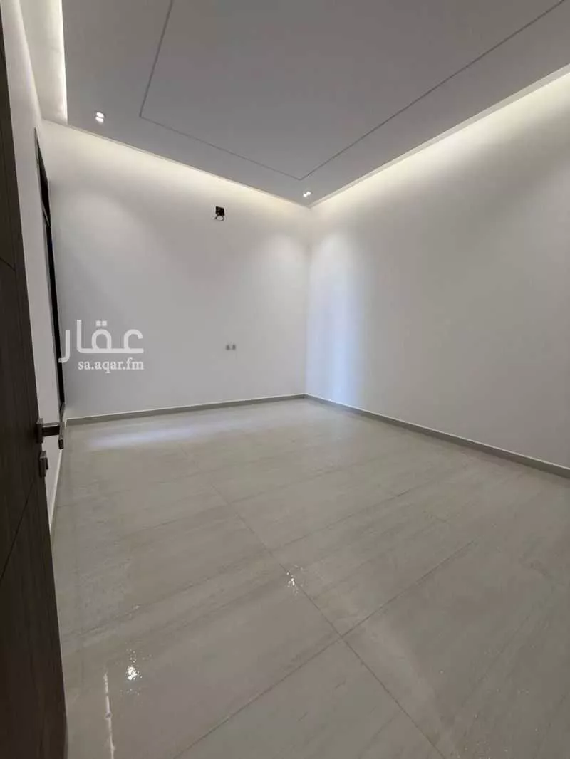 6 bedroom apartment in Al Rimal 6