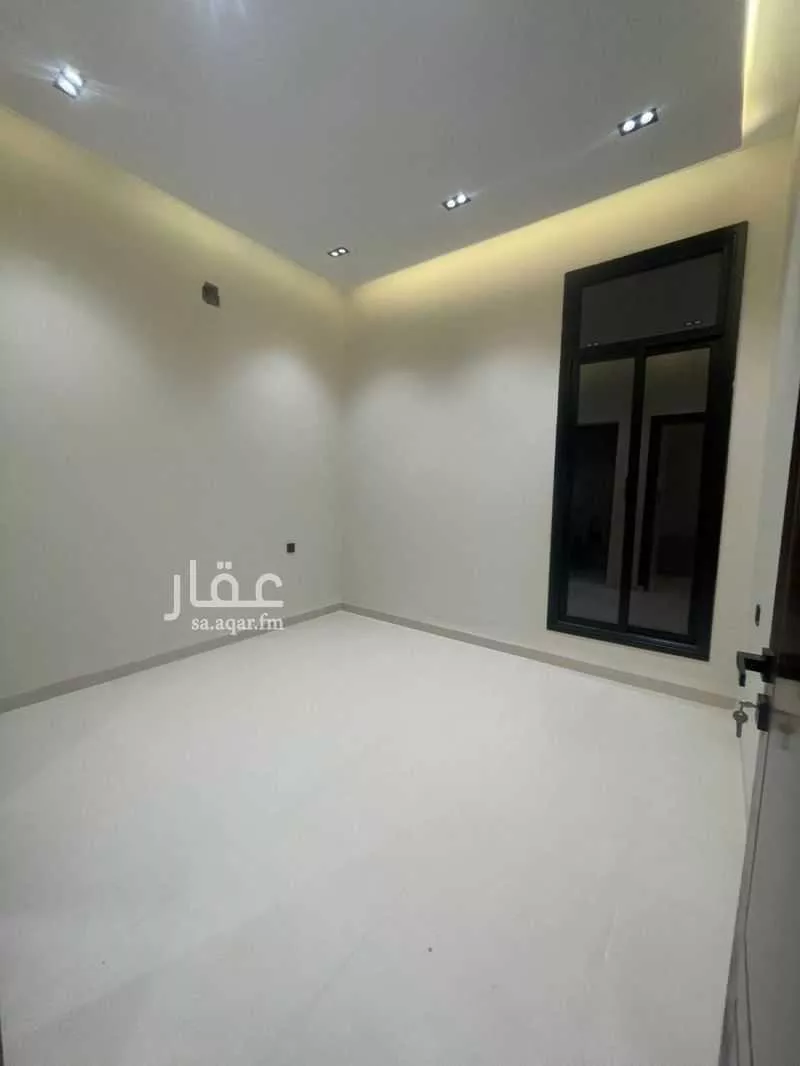 فيلا 9 غرف في الشرق 6