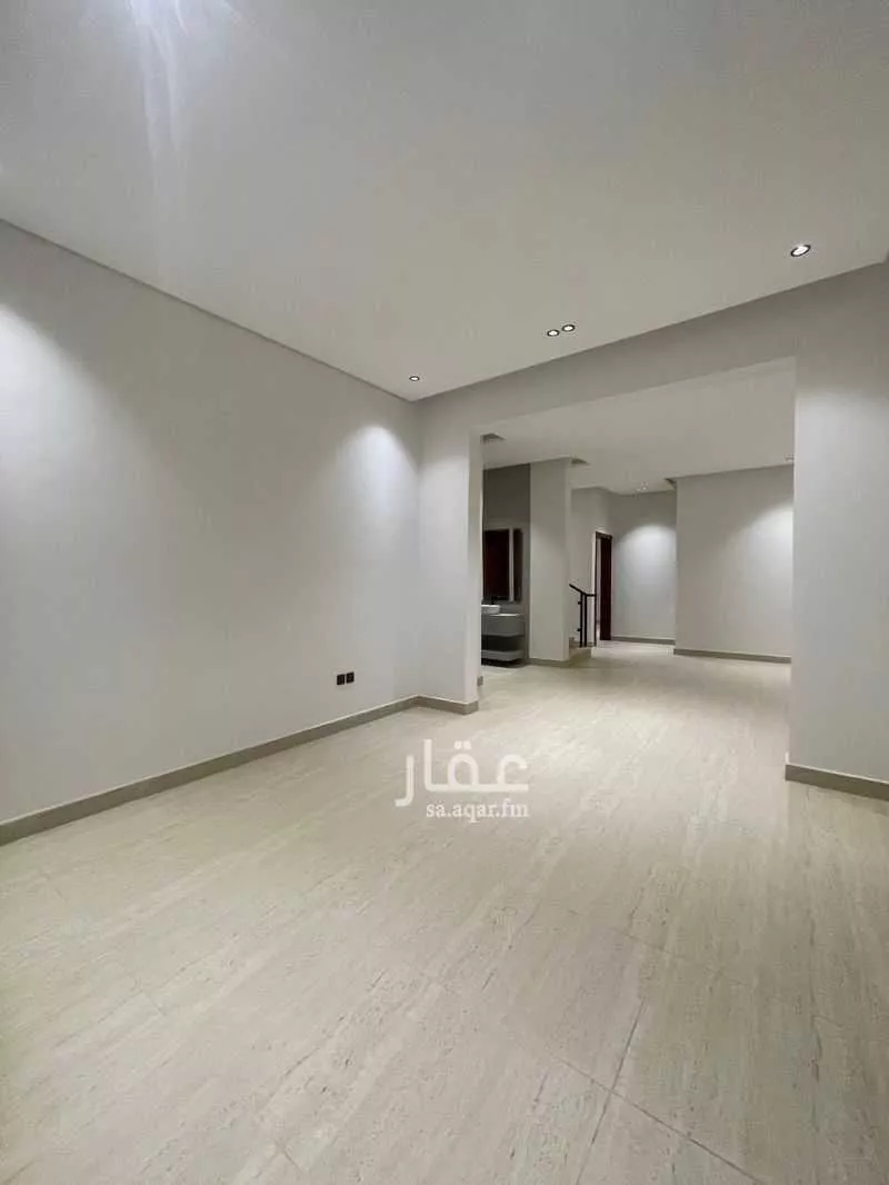 6 bedroom villa in Ash Sharq 5