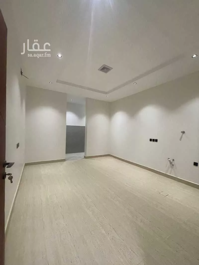 6 bedroom villa in Ash Sharq 6